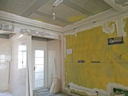 岳阳龙骧华城A2栋126平三房二厅简欧风格油漆施工现场图